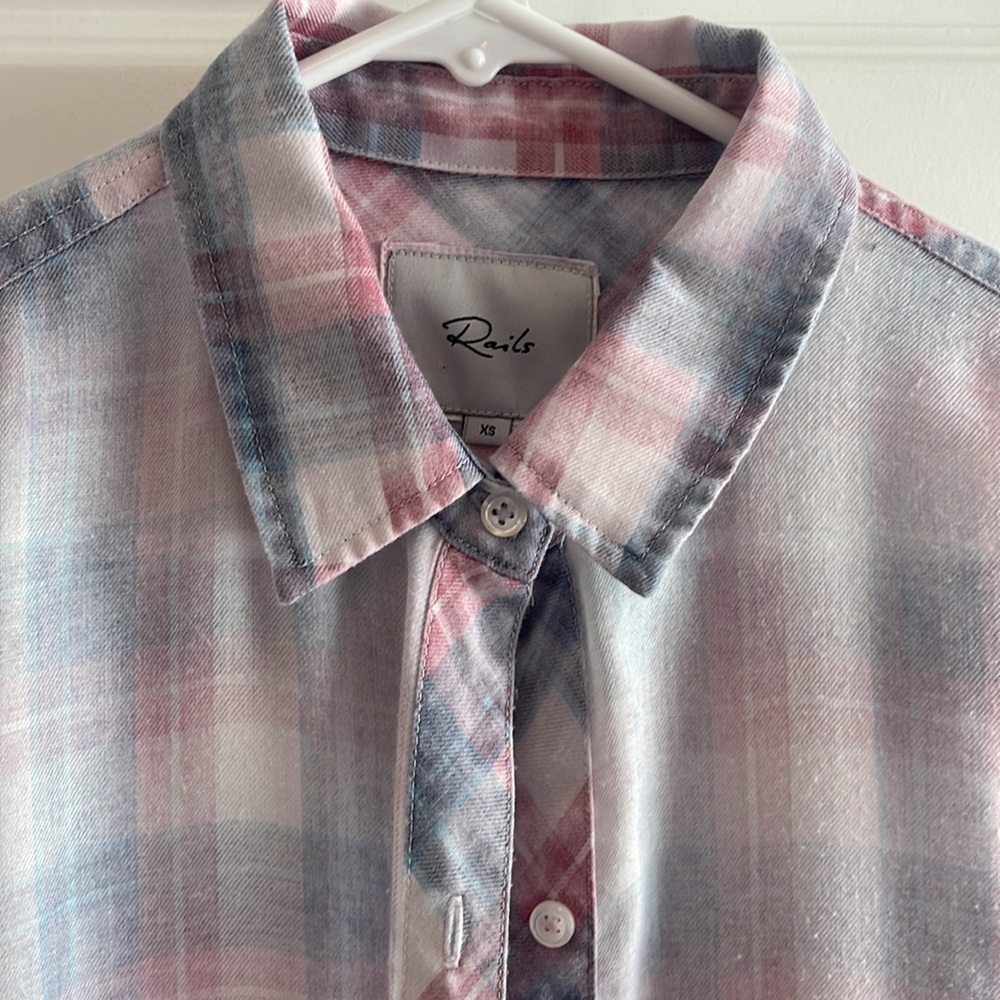 Rails button up - Picture 2 of 3